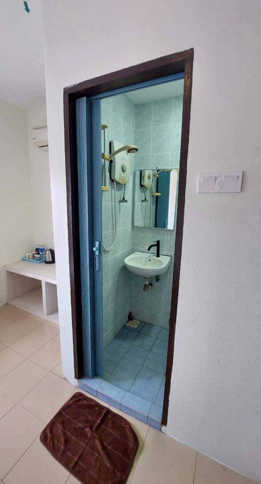 Angsoka Hotel Teluk Intan Bagian luar foto