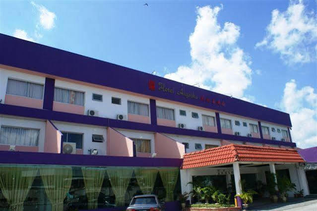 Angsoka Hotel Teluk Intan Bagian luar foto