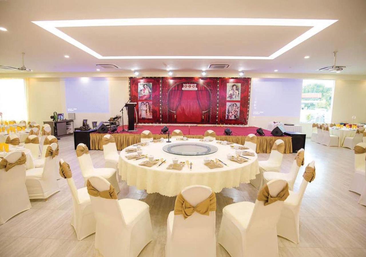 Angsoka Hotel Teluk Intan Bagian luar foto